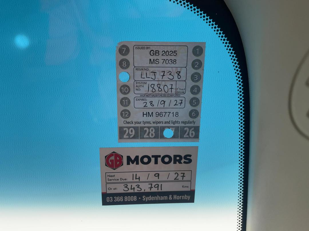 Photo '27' of Toyota Rav4