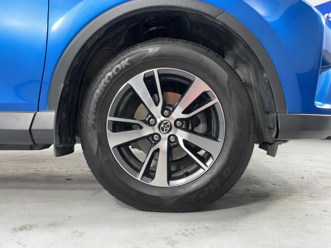 Photo '9' of Toyota Rav4
