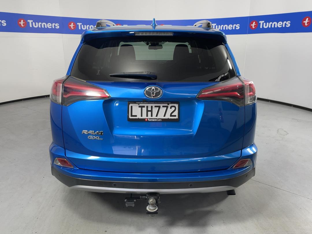 Photo '6' of Toyota Rav4