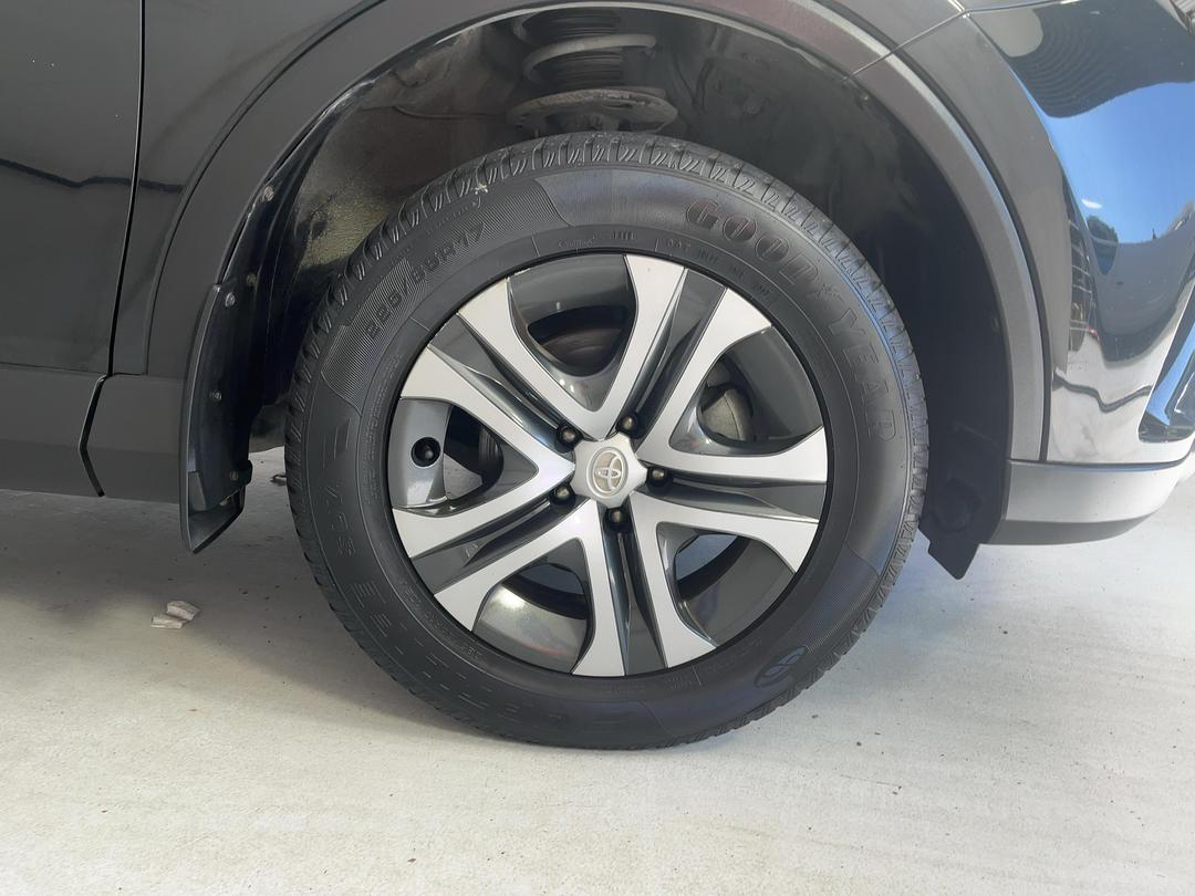 Photo '9' of Toyota Rav4