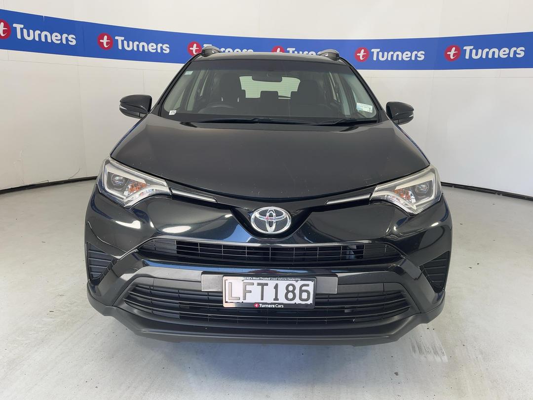 Photo '2' of Toyota Rav4