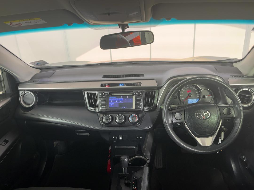 Photo '17' of Toyota Rav4