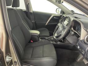 Photo '16' of Toyota Rav4