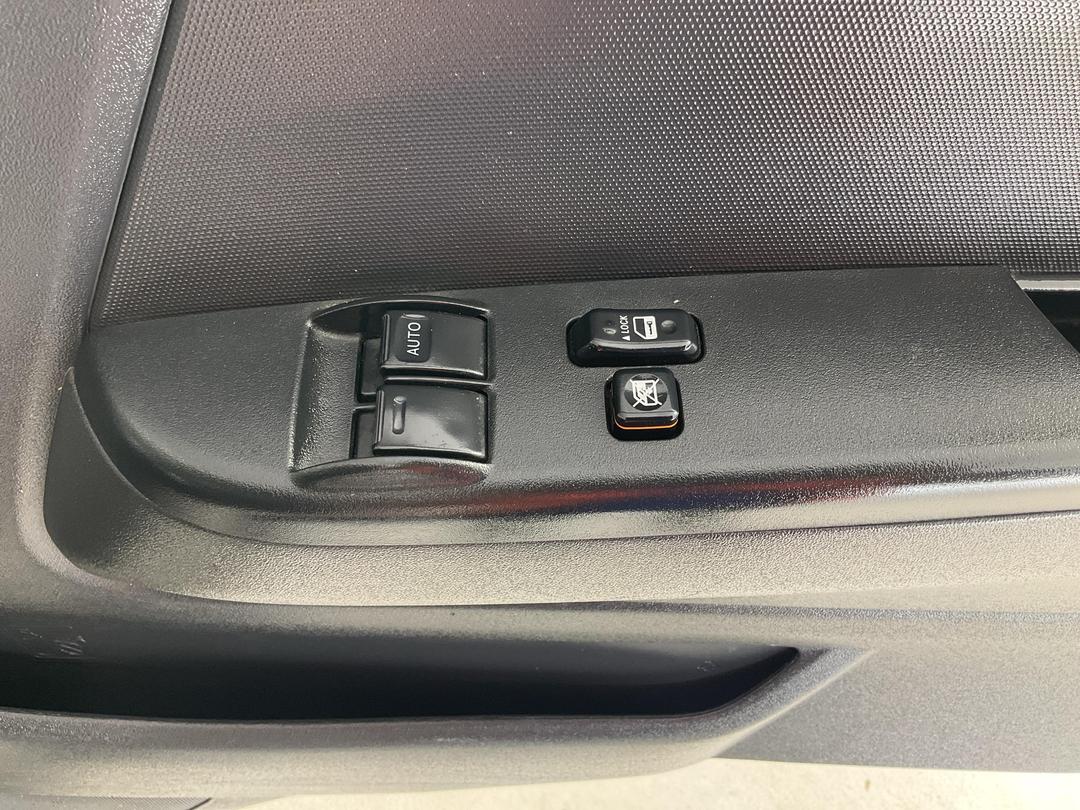 Photo '26' of Toyota Regius