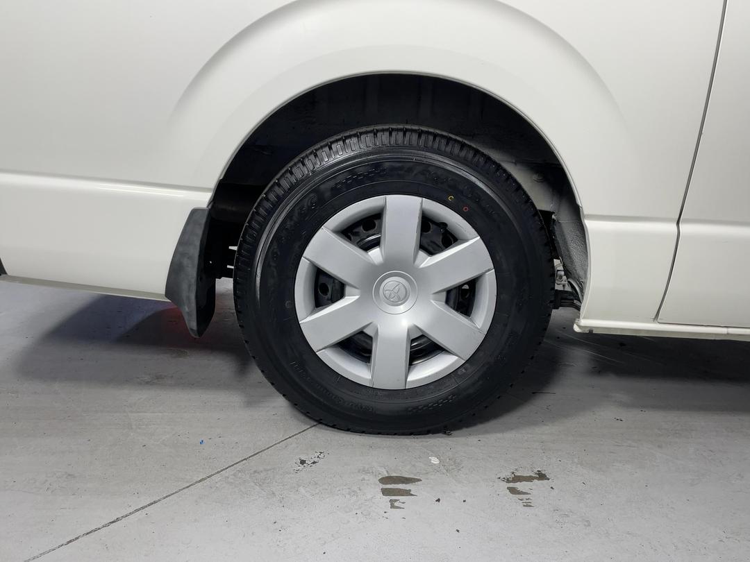 Photo '12' of Toyota Regius