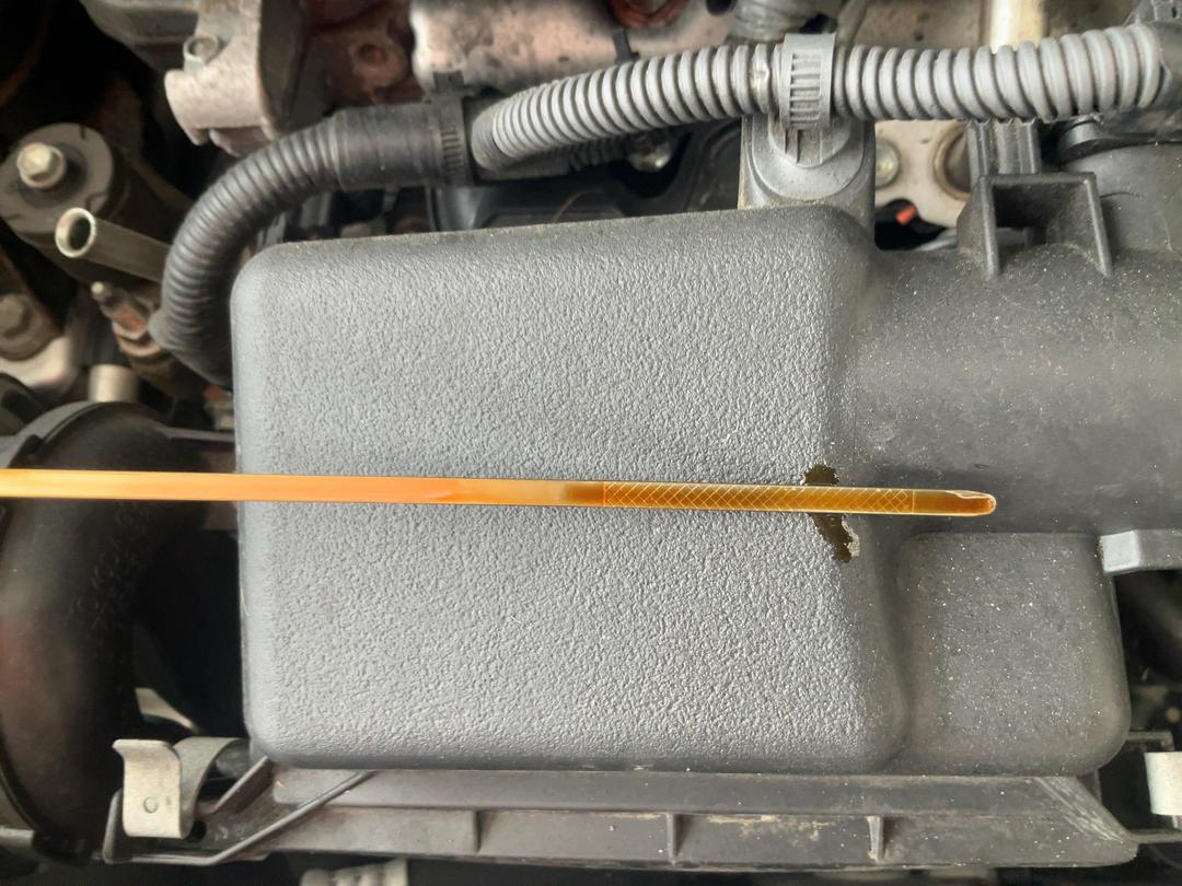 Photo '14' of Toyota Sienta Hybrid