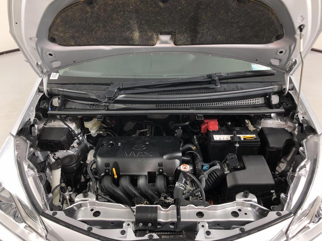 Photo '13' of Toyota Yaris