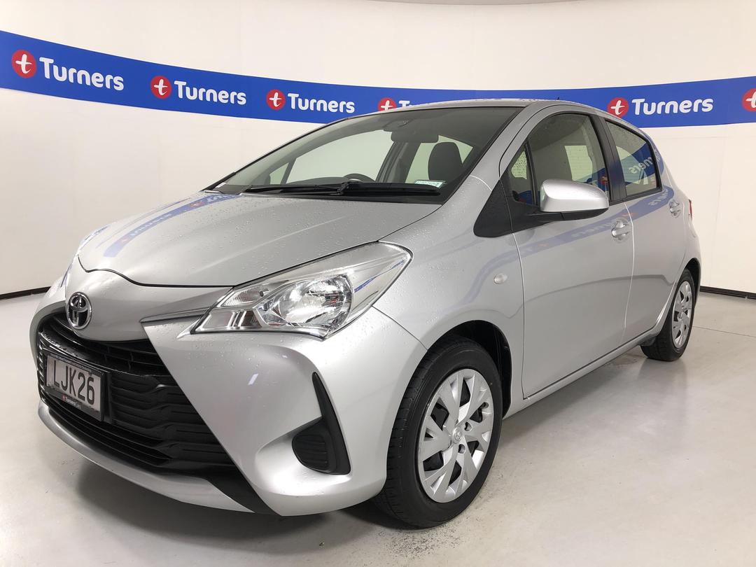 Photo '4' of Toyota Yaris