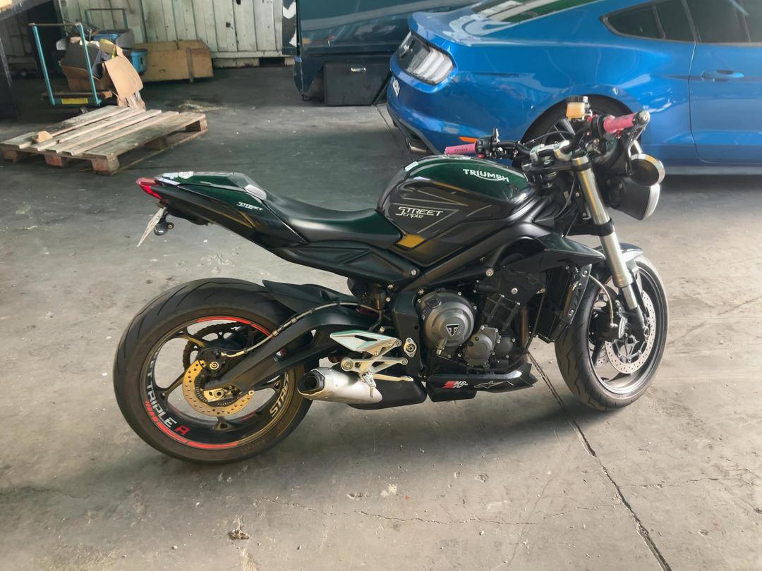 Photo '7' of Triumph Street Triple S LAM