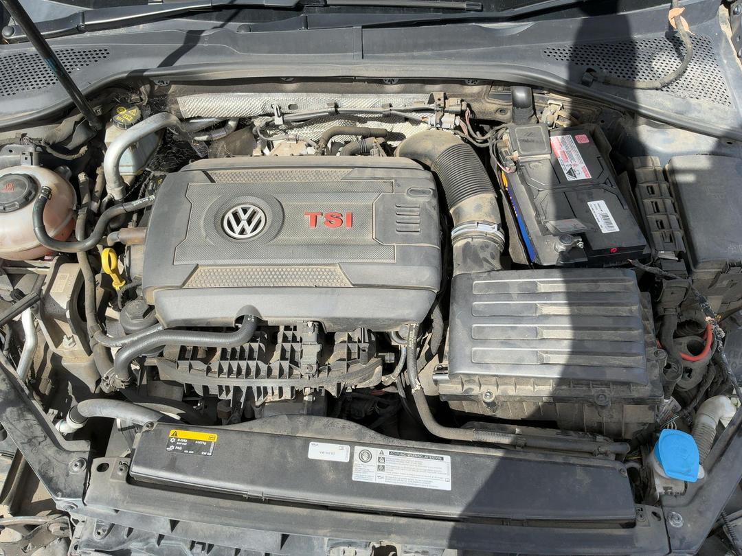 Photo '10' of Volkswagen Golf GTI 169KW