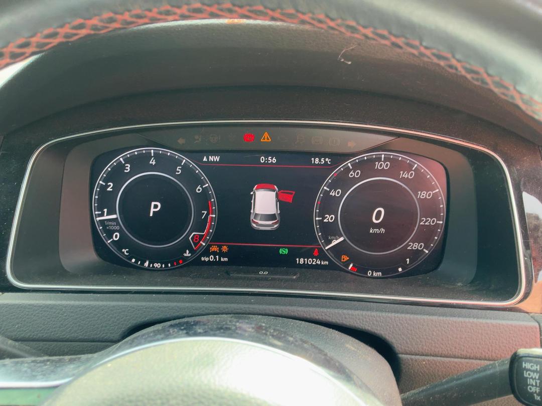 Photo '13' of Volkswagen Golf GTI 169KW