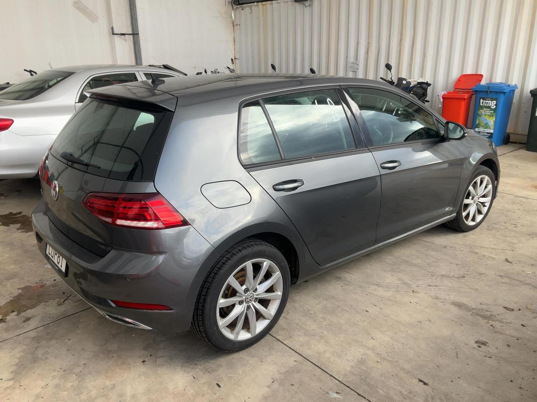 Photo '6' of Volkswagen Golf TSI Highline