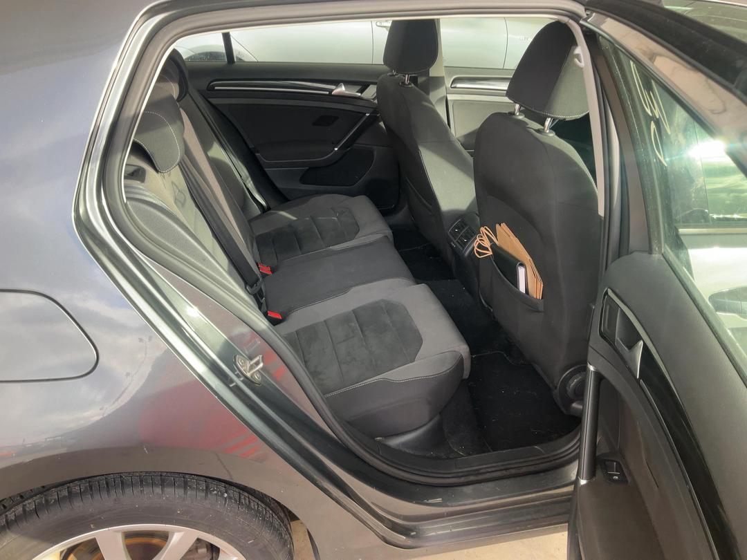 Photo '10' of Volkswagen Golf TSI Highline