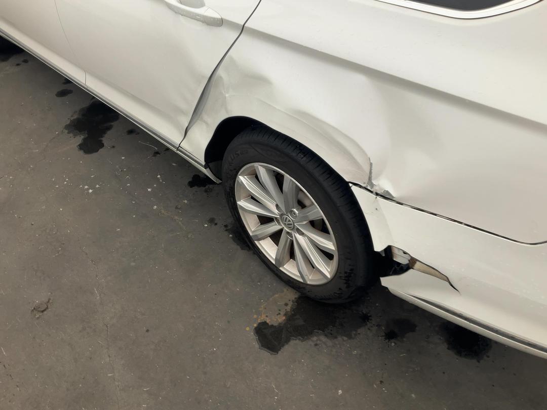 Photo '10' of Volkswagen Passat Variant