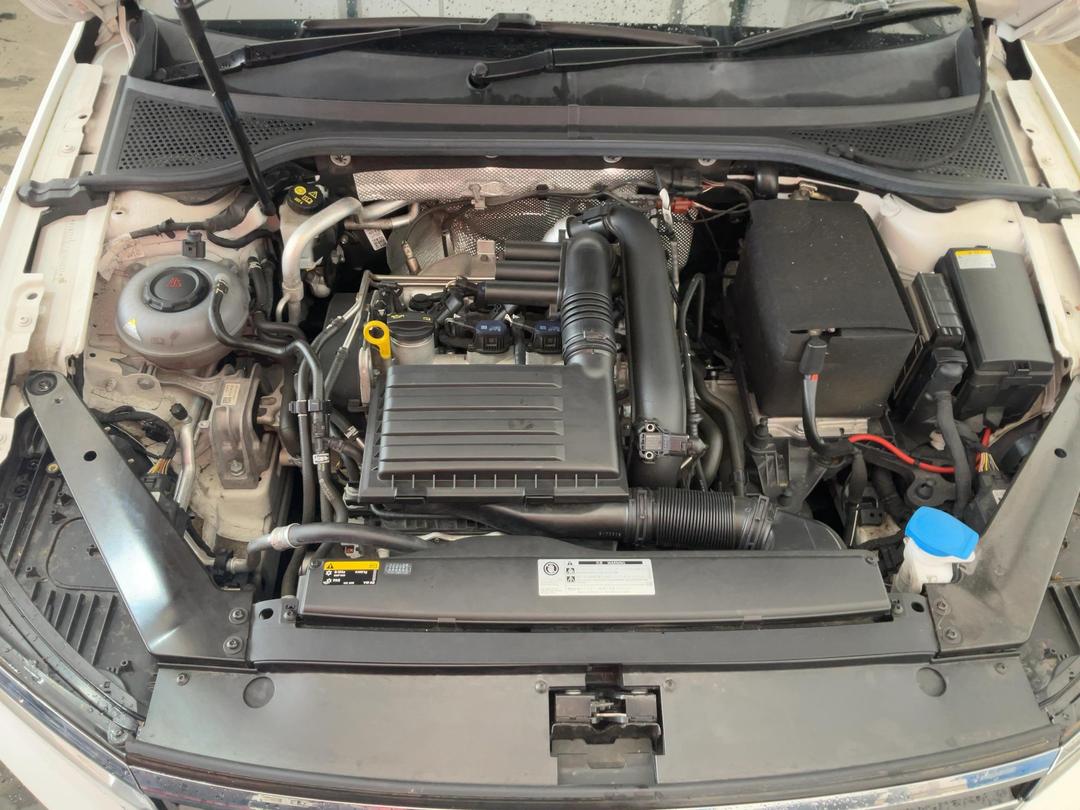 Photo '15' of Volkswagen Passat Variant