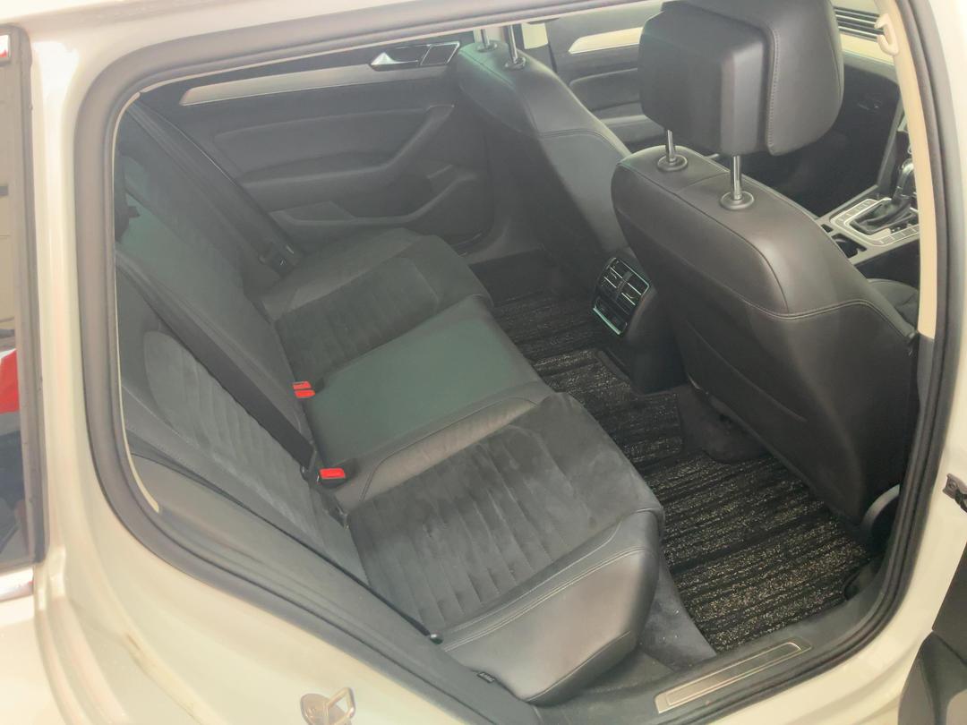 Photo '20' of Volkswagen Passat Variant