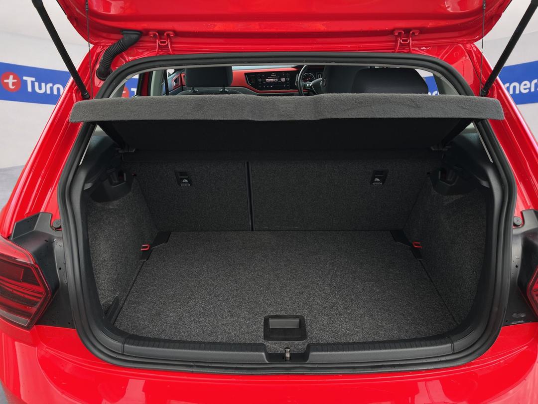 Photo '14' of Volkswagen Polo