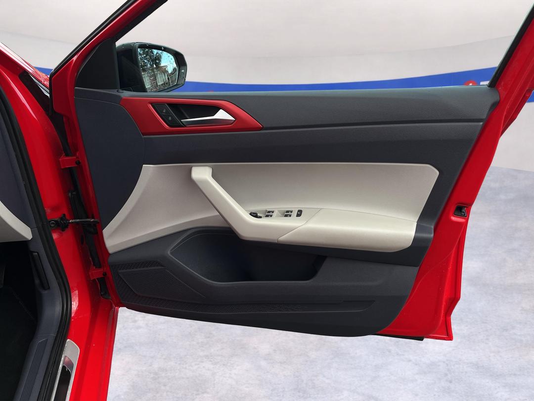 Photo '15' of Volkswagen Polo