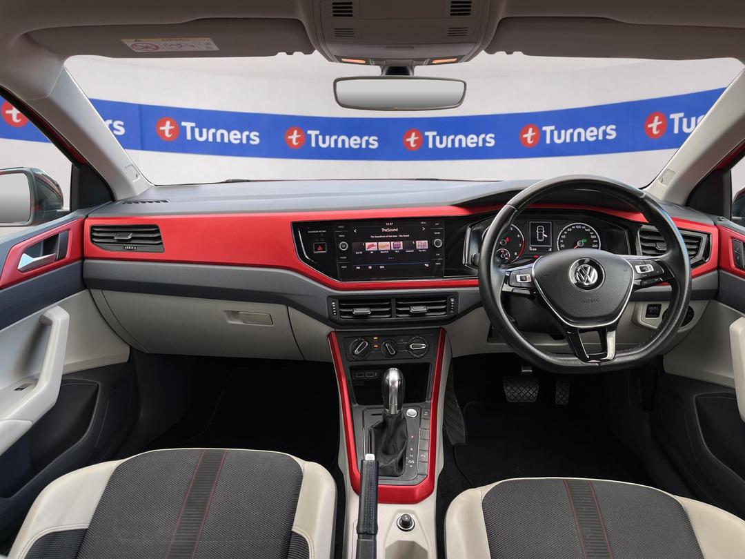 Photo '17' of Volkswagen Polo