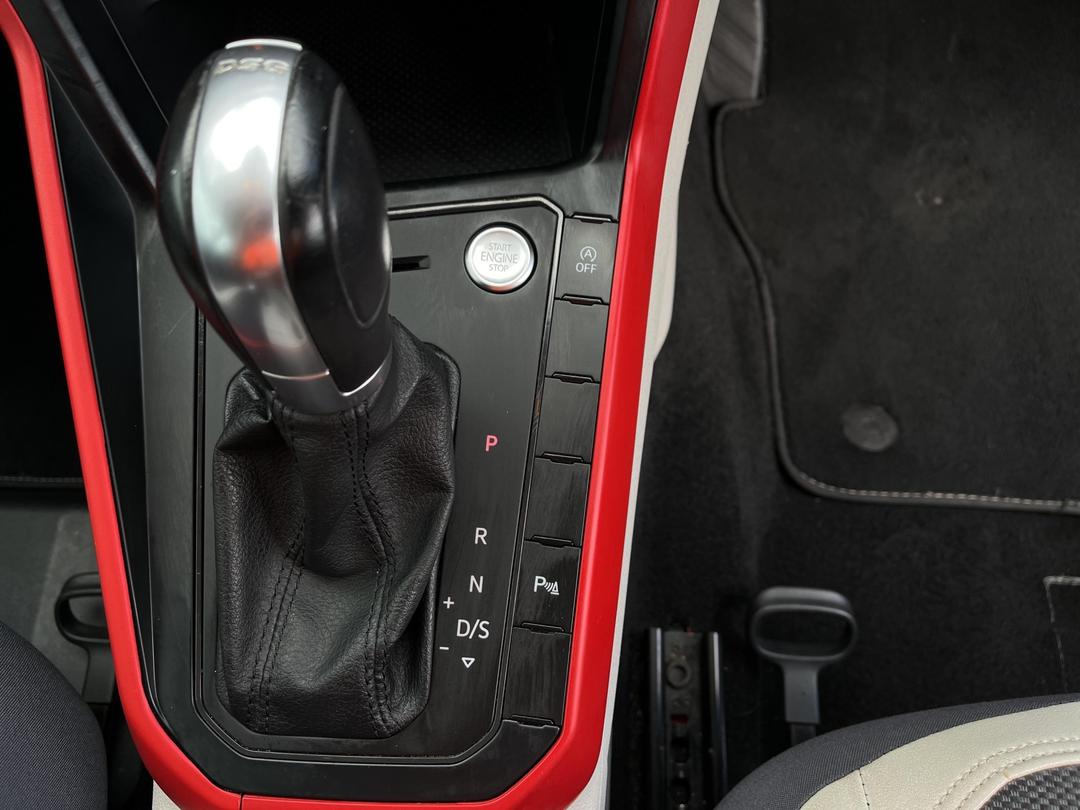 Photo '28' of Volkswagen Polo