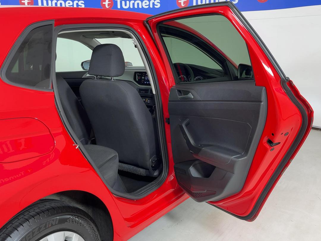 Photo '19' of Volkswagen Polo