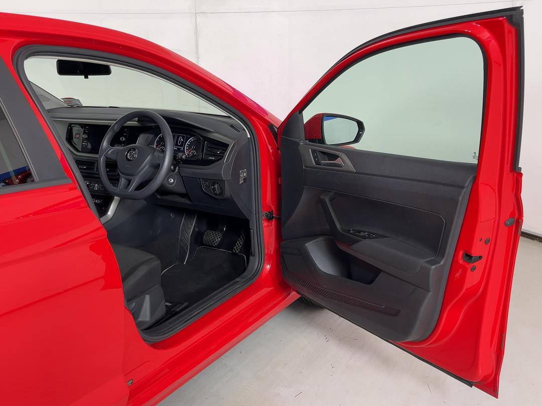 Photo '15' of Volkswagen Polo