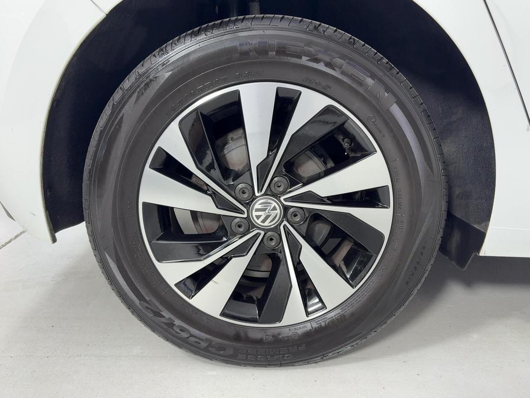 Photo '12' of Volkswagen Polo