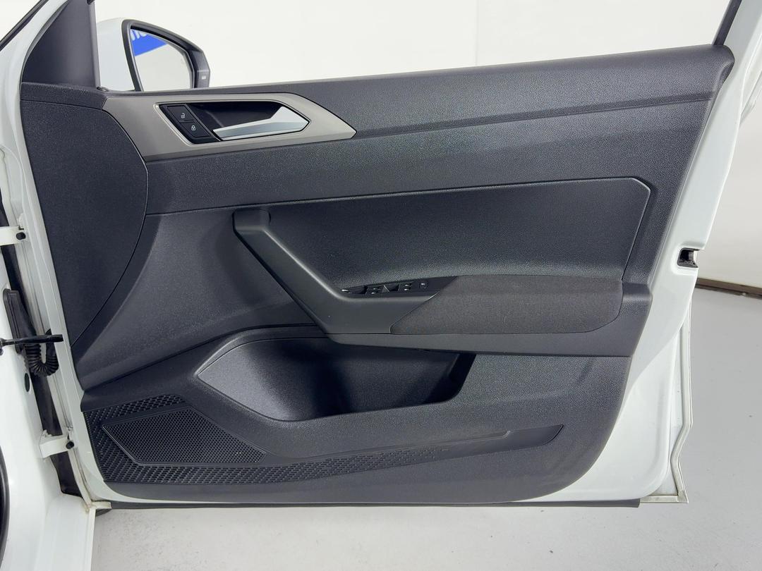 Photo '15' of Volkswagen Polo