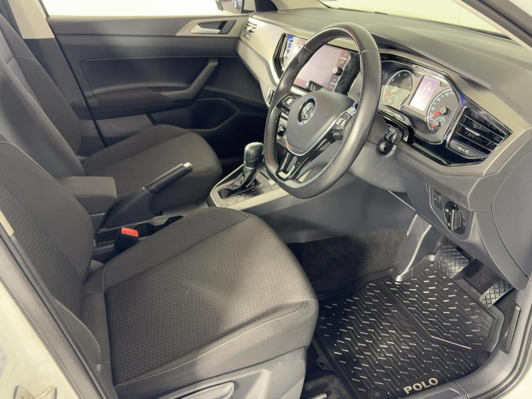 Photo '16' of Volkswagen Polo
