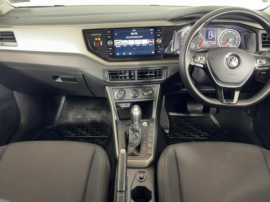 Photo '17' of Volkswagen Polo