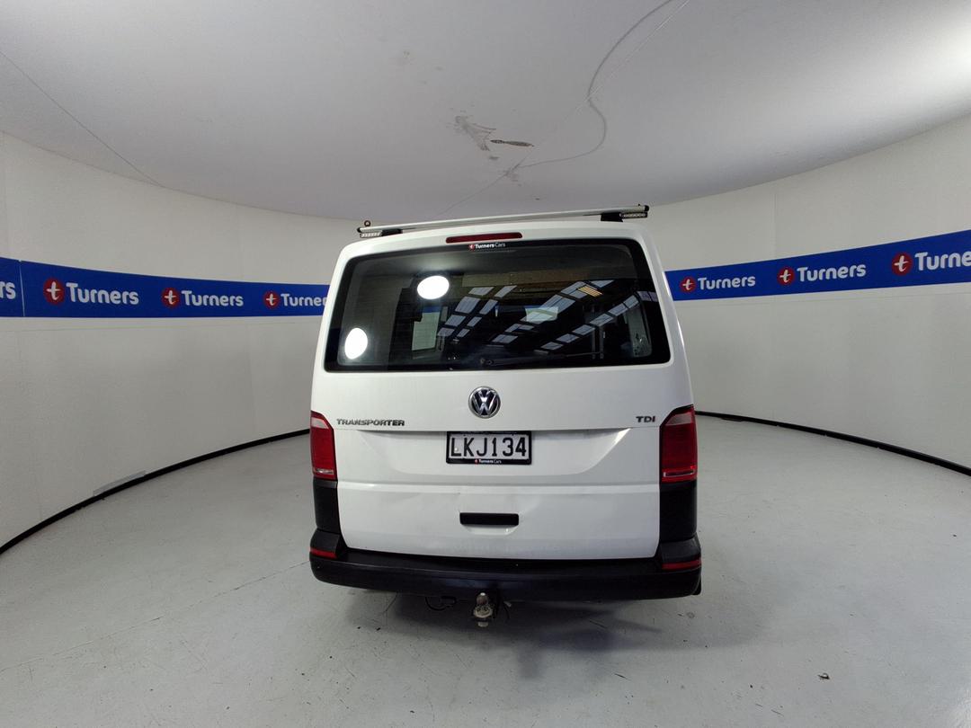Photo '6' of Volkswagen T6