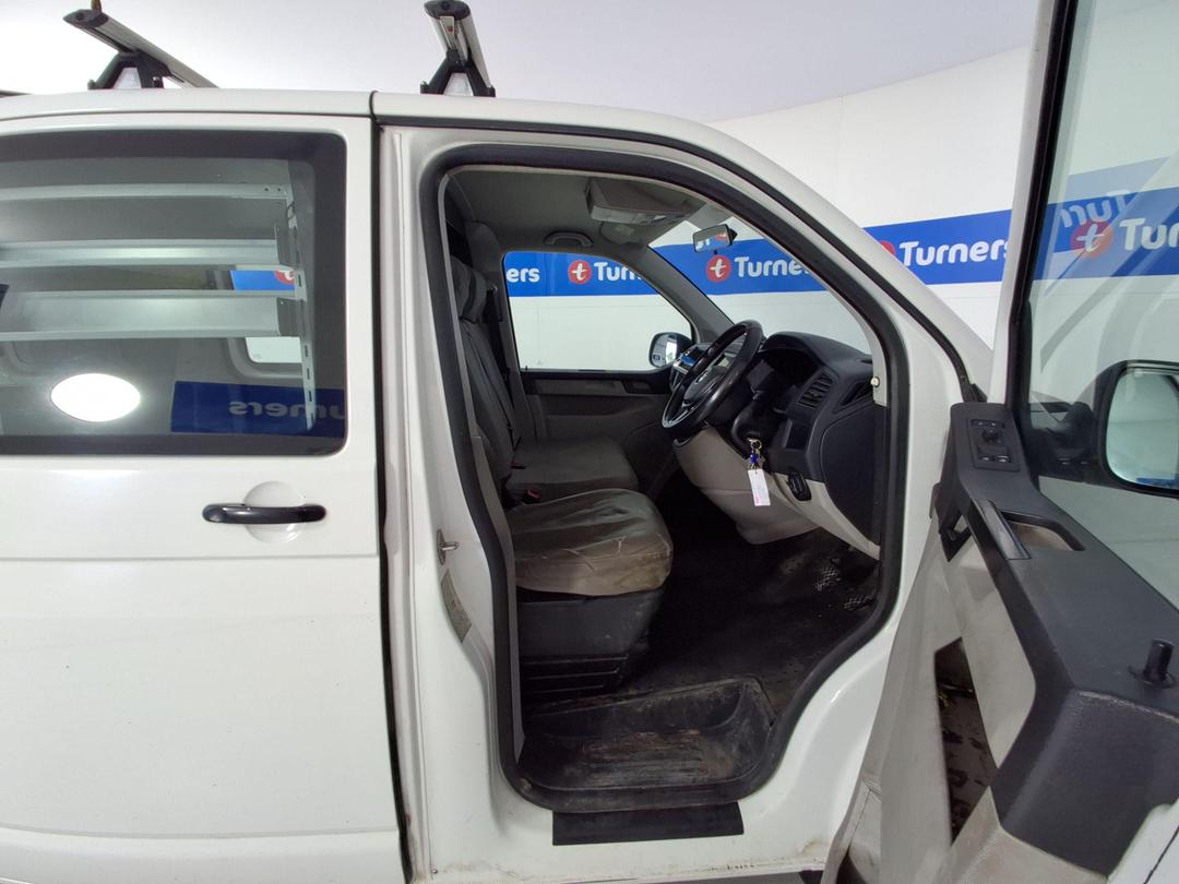 Photo '15' of Volkswagen T6