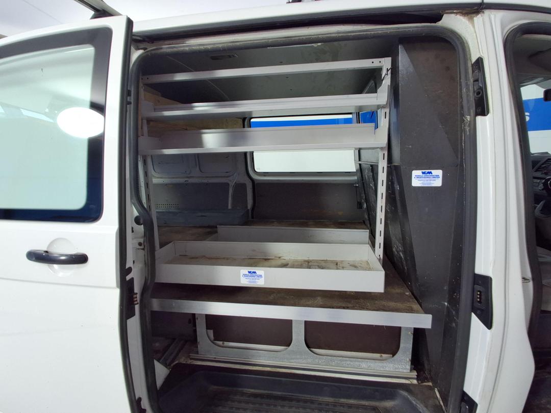 Photo '18' of Volkswagen T6