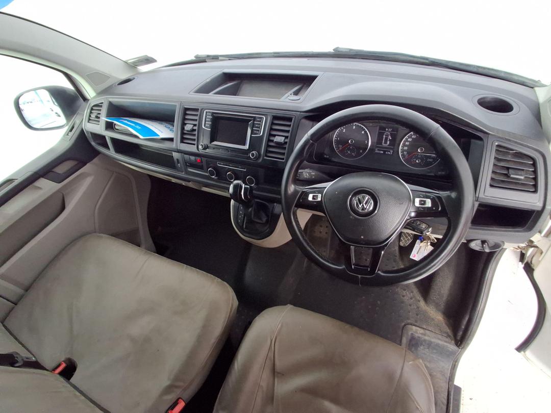 Photo '16' of Volkswagen T6
