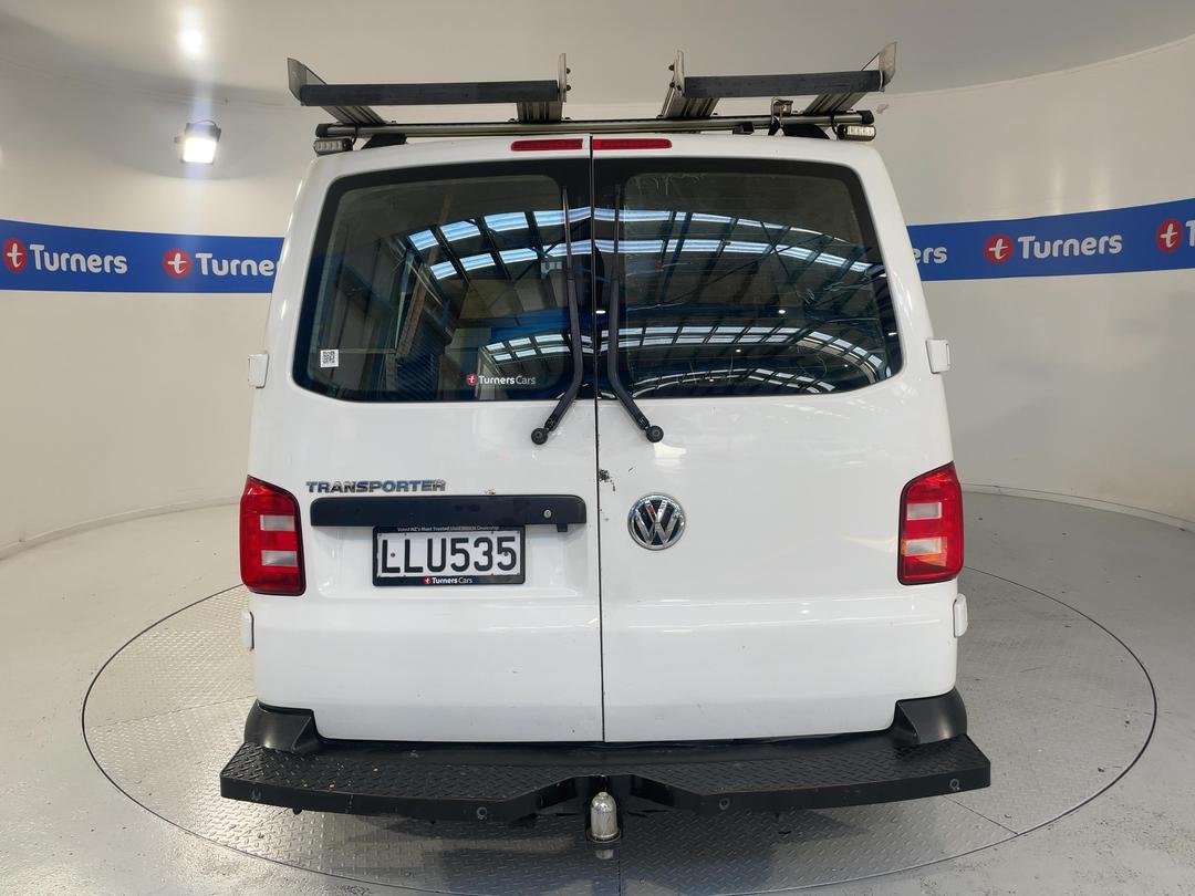 Photo '6' of Volkswagen T6