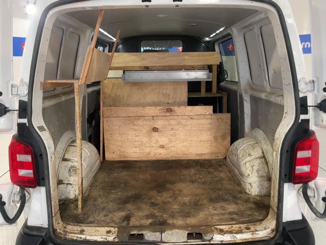 Photo '14' of Volkswagen T6