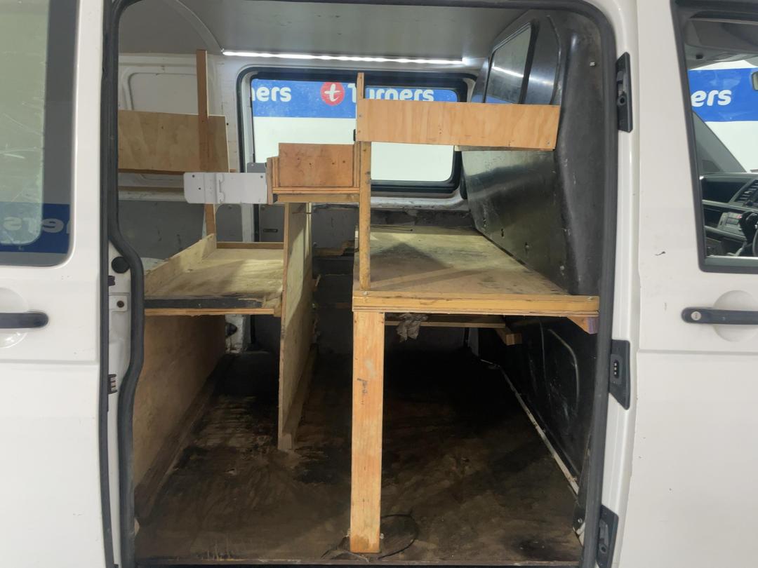 Photo '20' of Volkswagen T6