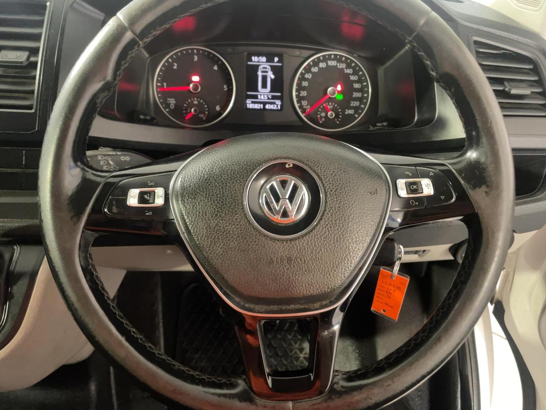 Photo '23' of Volkswagen T6