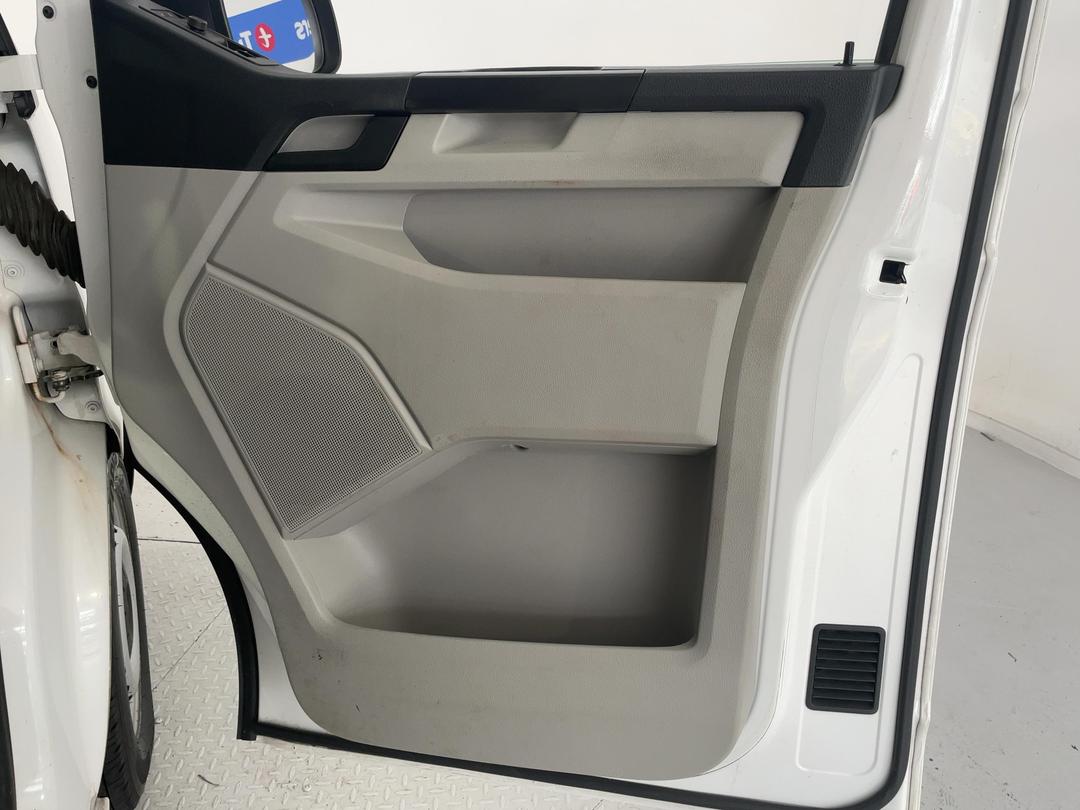 Photo '15' of Volkswagen T6