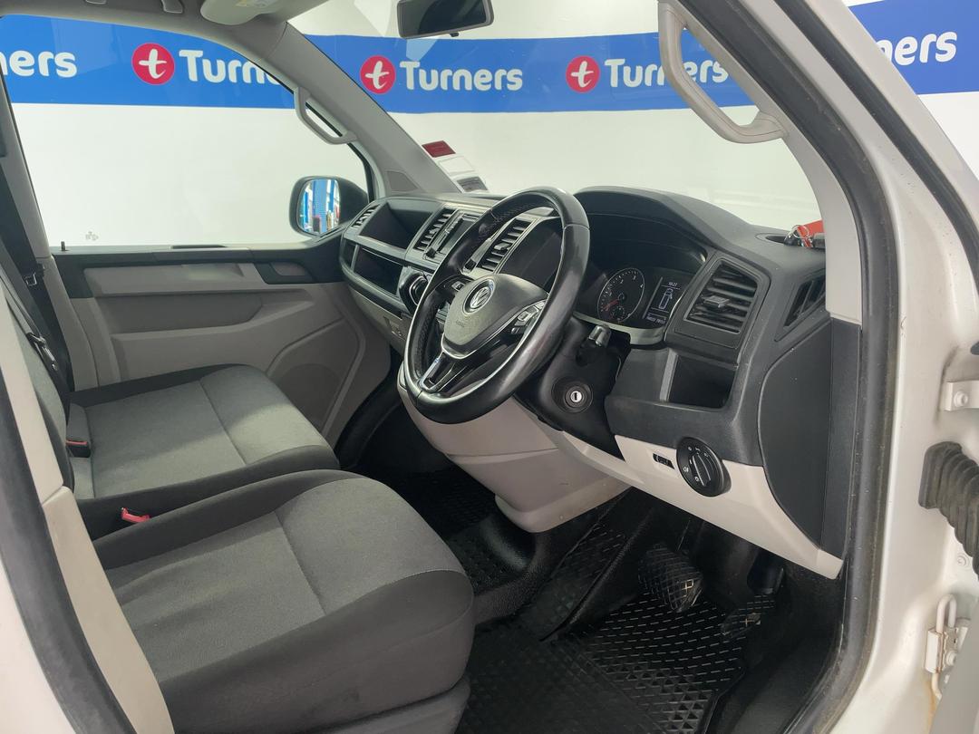 Photo '16' of Volkswagen T6