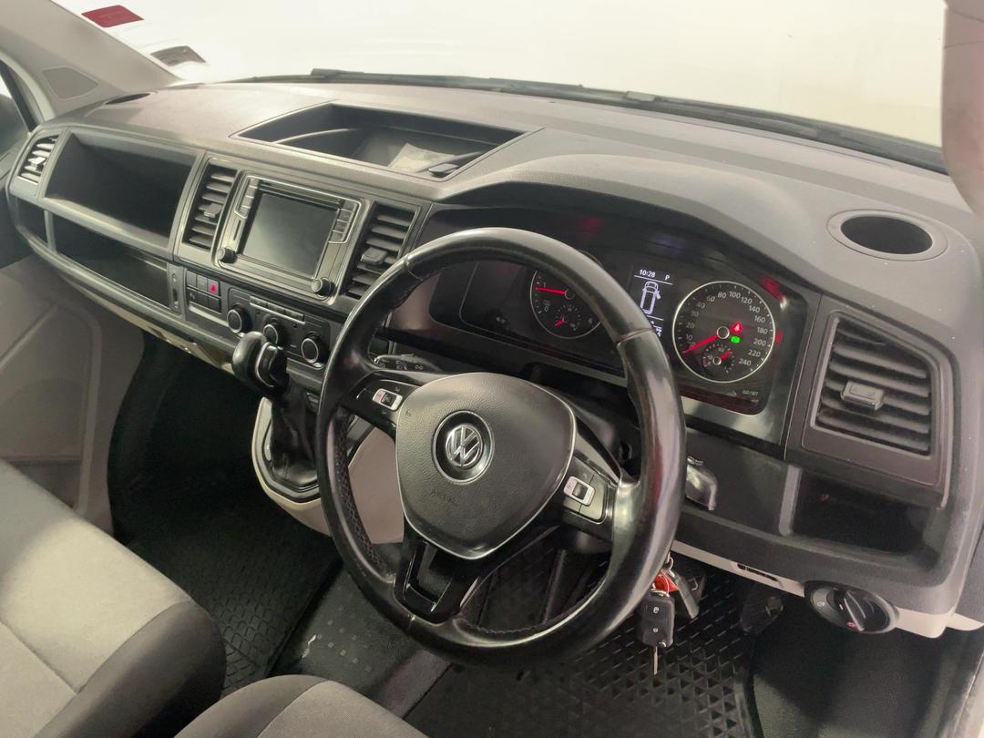 Photo '17' of Volkswagen T6