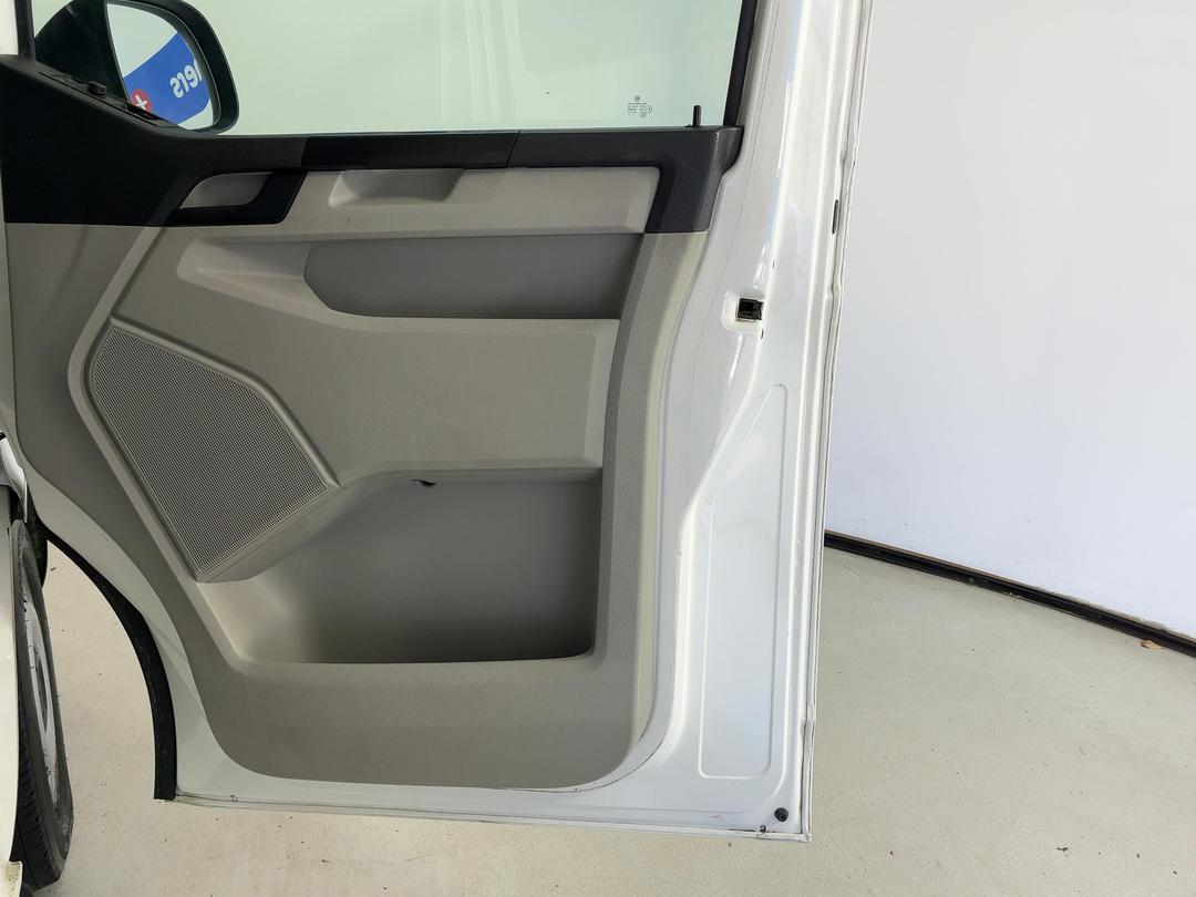 Photo '15' of Volkswagen T6