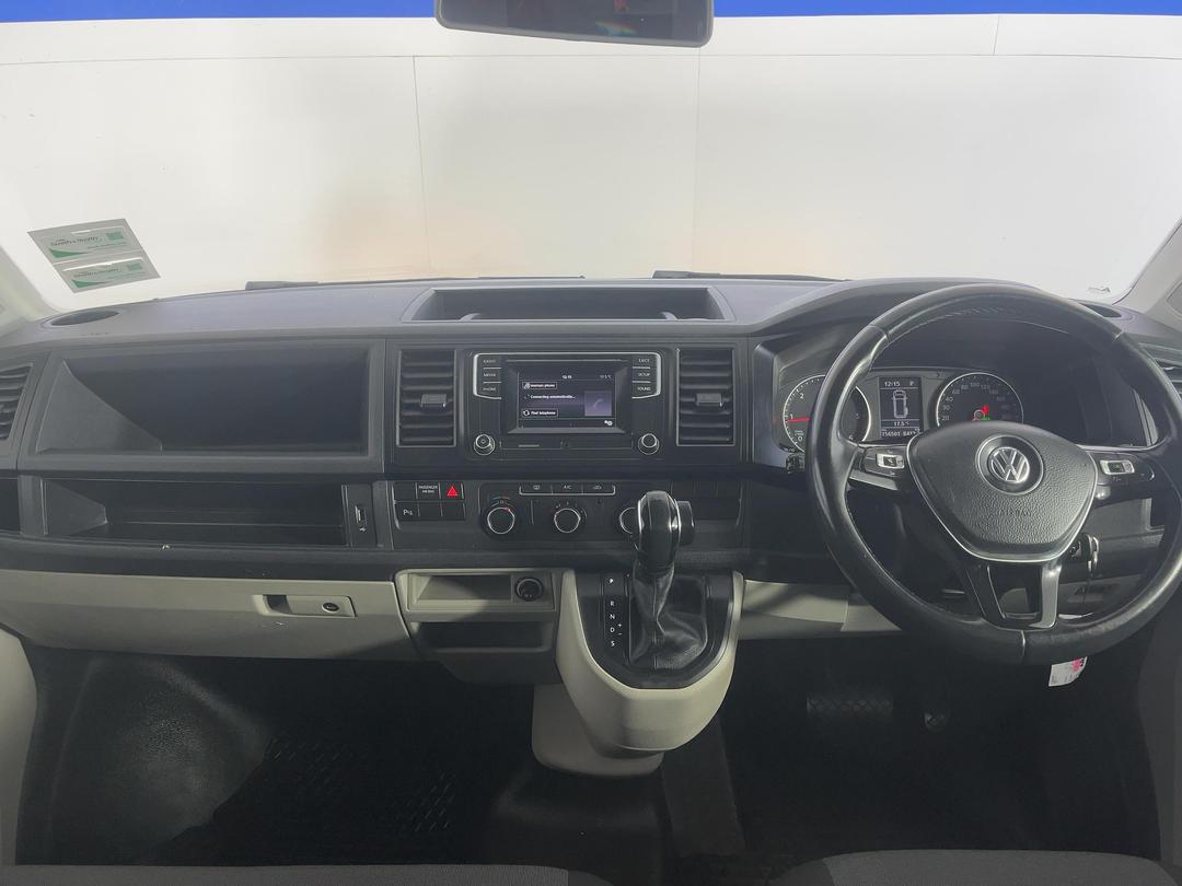 Photo '17' of Volkswagen T6