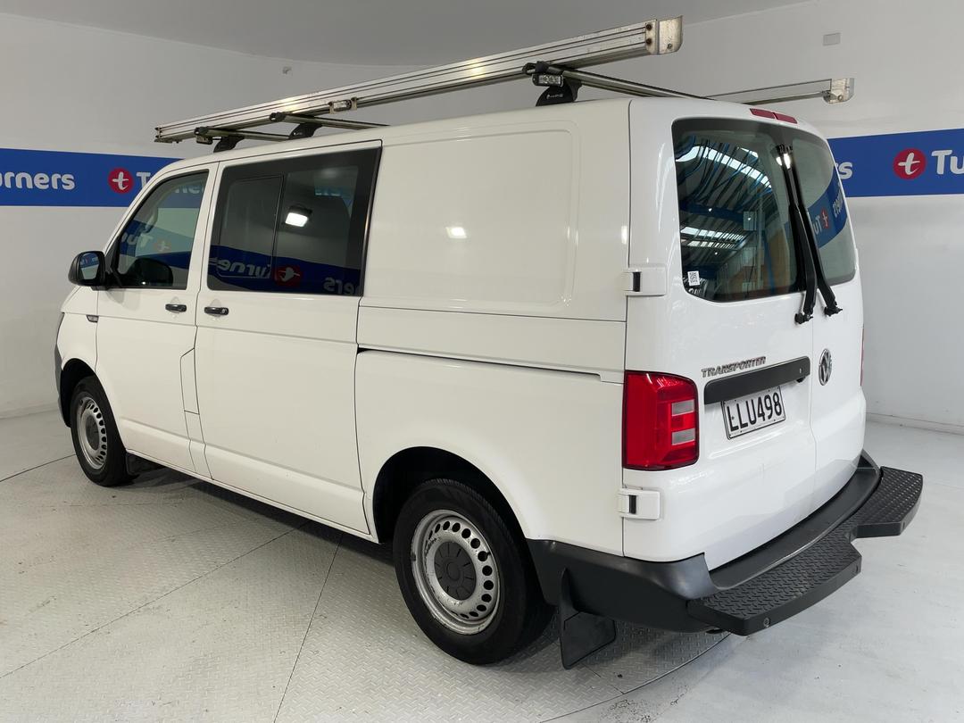 Photo '5' of Volkswagen T6