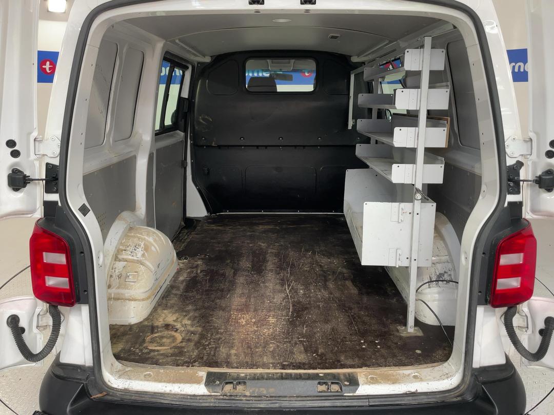 Photo '14' of Volkswagen T6