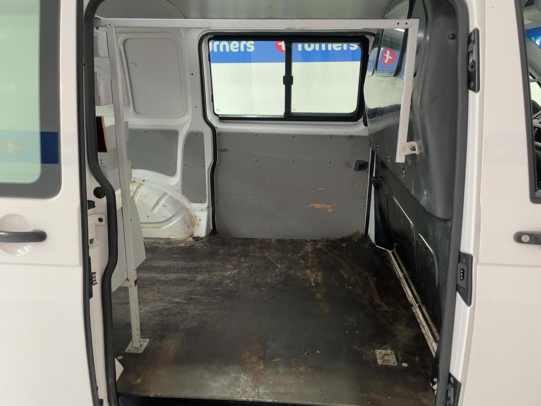 Photo '19' of Volkswagen T6