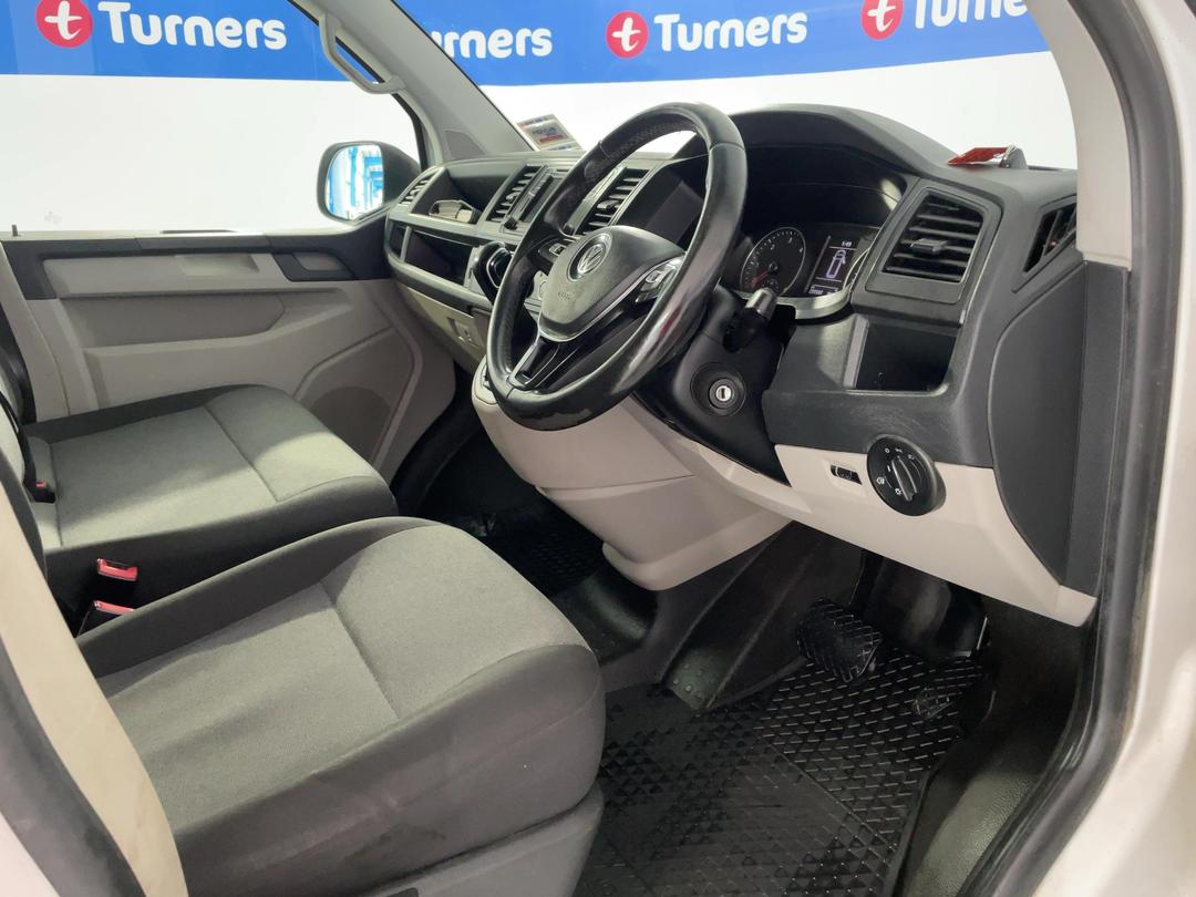 Photo '16' of Volkswagen T6