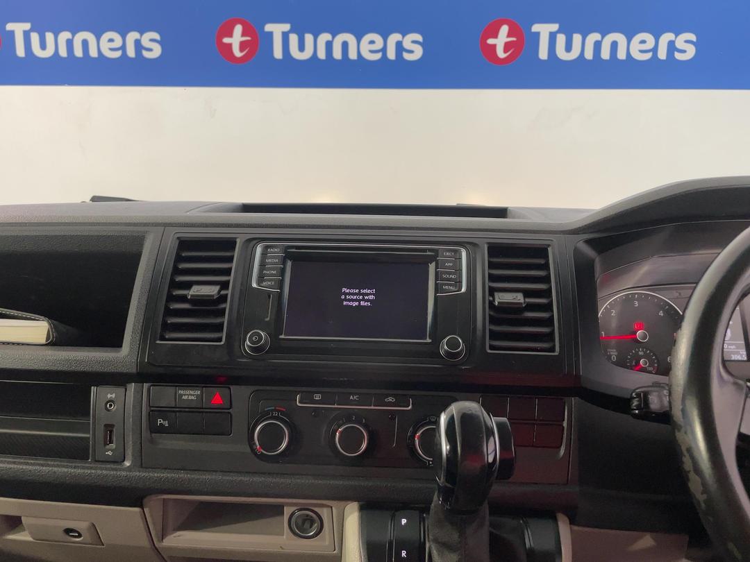 Photo '18' of Volkswagen T6