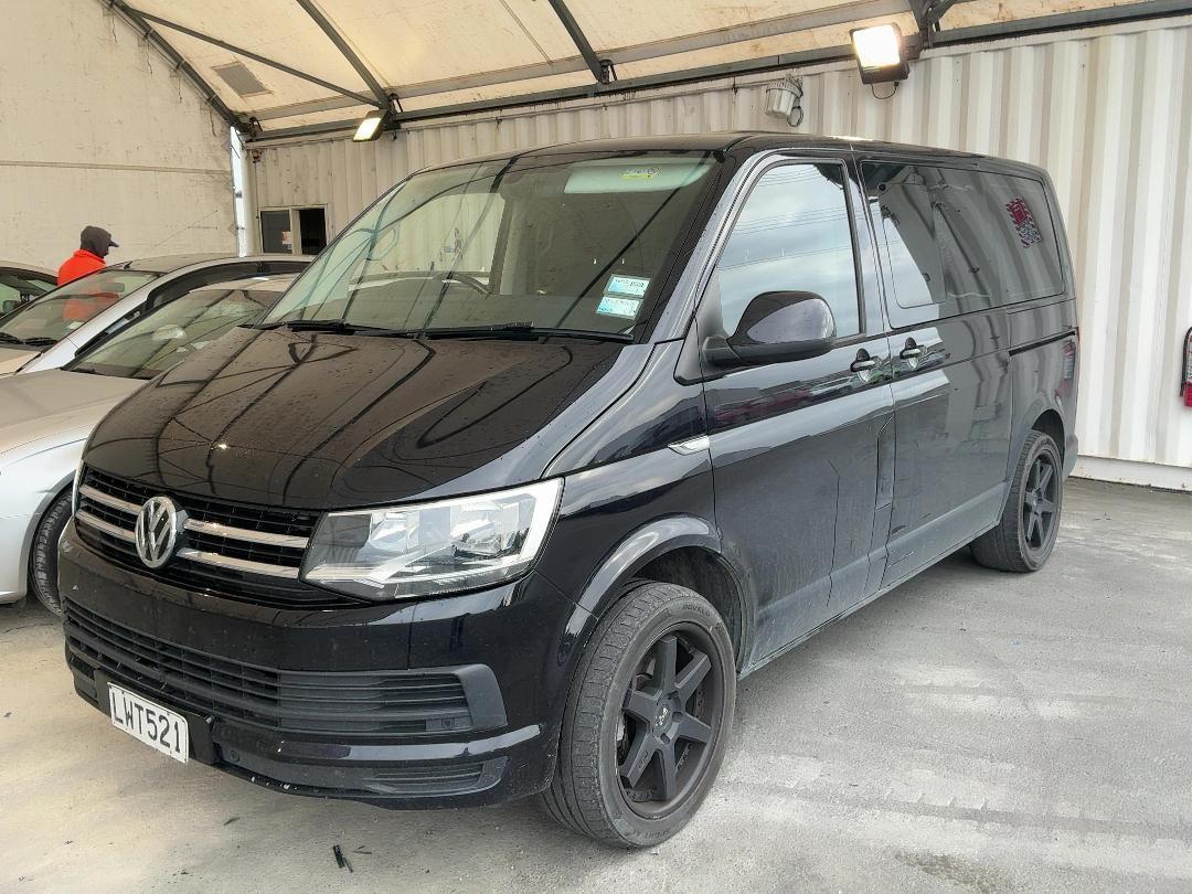 Photo '2' of Volkswagen T6 Multivan CL SWB Photo '2' of Volkswagen T6 Multivan CL SWB