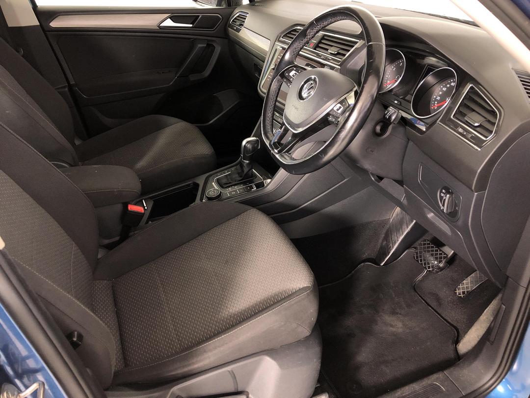 Photo '16' of Volkswagen Tiguan